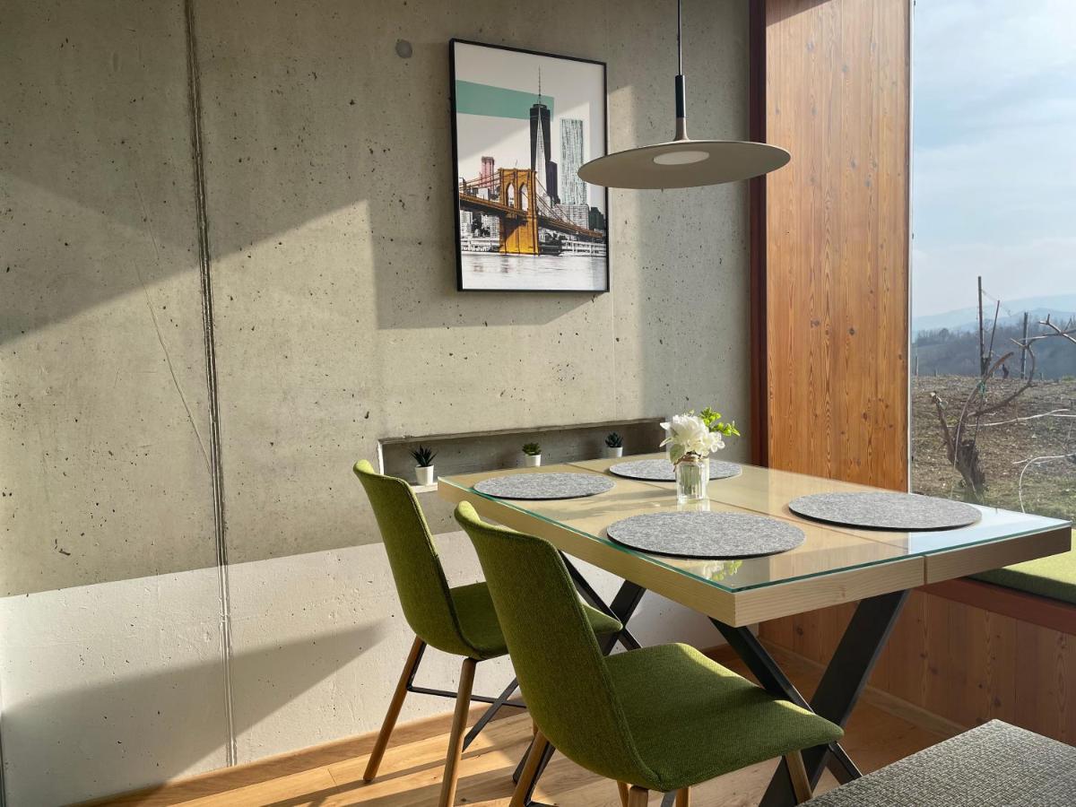 *Brandnew* Modernes Apartment In Den Weinbergen Mit Pool Und Sauna Spielfeld Eksteriør bilde